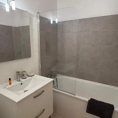 Apartmán Center Cozy - Private Parking *